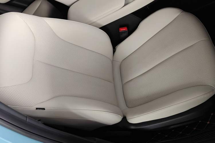 Used Baojun Yunhai 2024 600km Pure Electric Version
