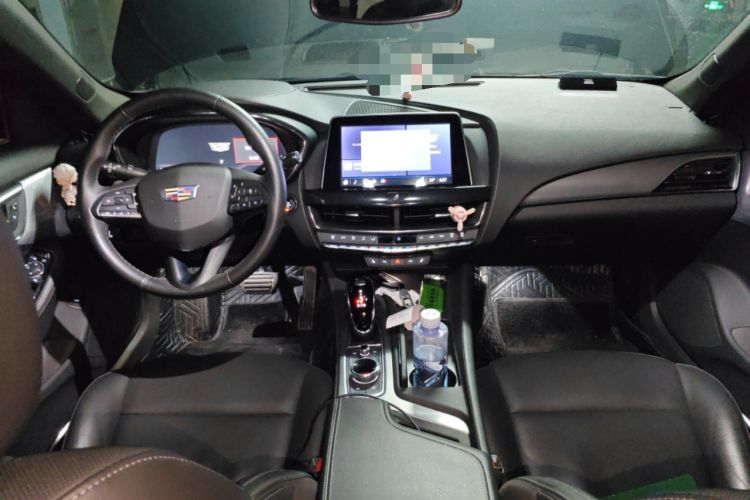 Used Cadillac CT5 2023 28T Prestige Model Center Console