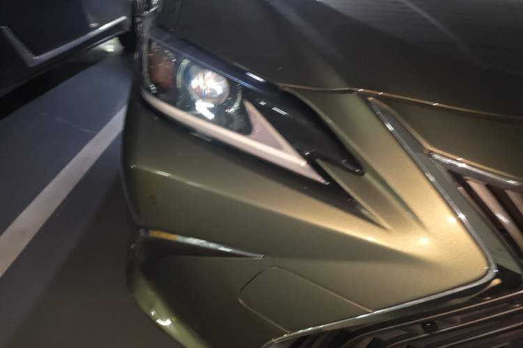 Used Lexus ES 2020 200 Excellence Edition