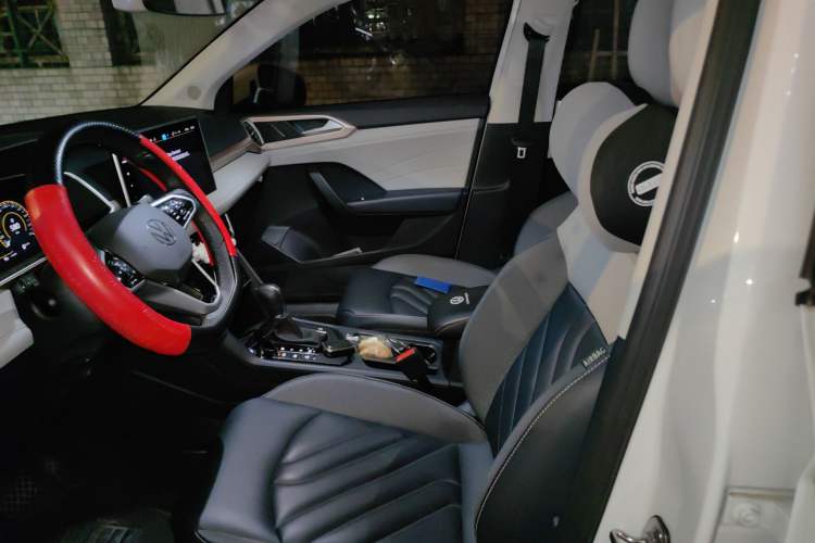 Used Volkswagen Tharu 2023 300TSI Two-Wheel-Drive Full Moon Edition