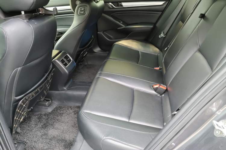 Used Honda Accord 2018 Rui Hybrid 2.0L Rui Ling Edition China VI
