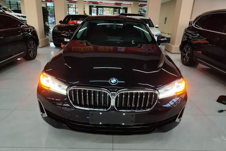 Used BMW 5 Series 2021 525Li Luxury Package Front