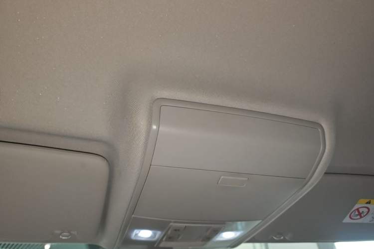 Used Volkswagen Tiguan L 2022 330TSI Automatic Two-Wheel Drive Comfort Edition Headliner