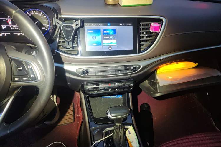 Used GAC Trumpchi GA4 2018 200T Automatic Luxury Edition Audio And AC Panel