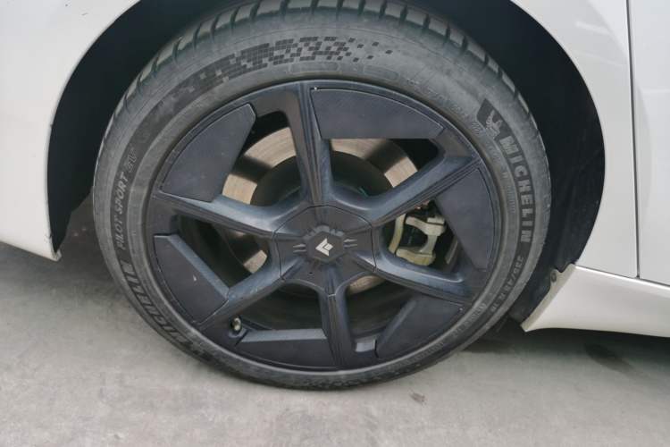 Used Hyptec GT 2024 Global Model 710 Ultra-High-Voltage LiDAR Edition