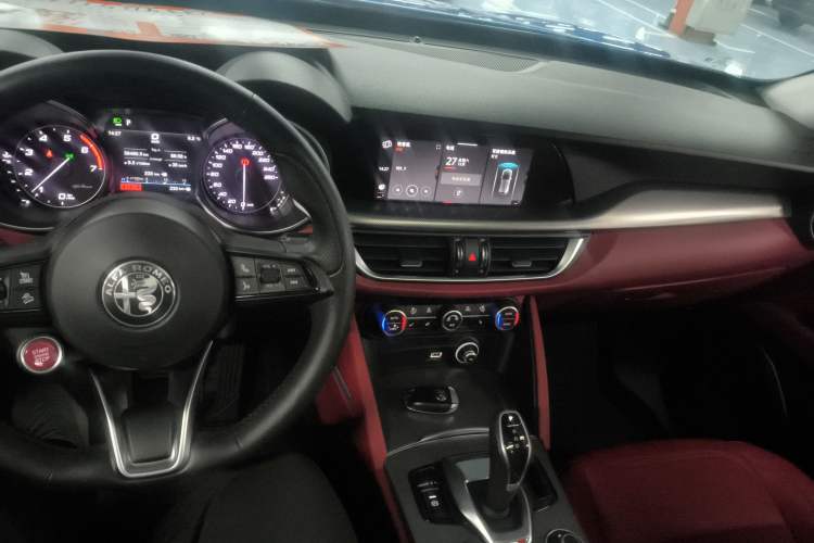 Used Alfa Romeo Stelvio 2020 2.0T 280HP Luxury Edition
