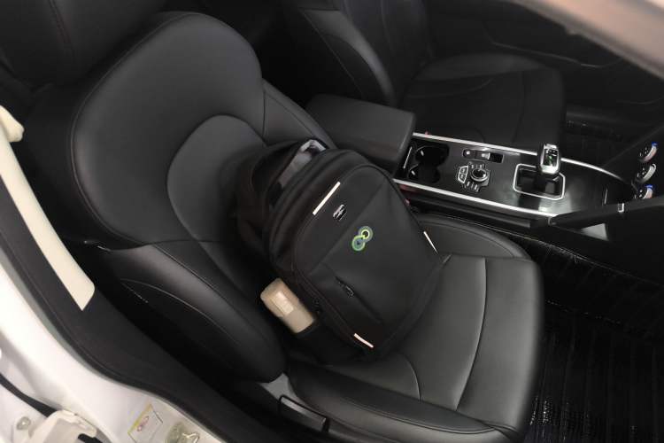 Used Haval H6 2018 Red-Label Sport Edition 1.5T Automatic Two-Wheel Drive Elite Model Right Front Seat