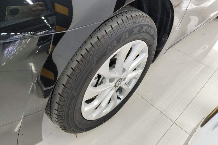 Used Nissan Sylphy 2022 Classic 1.6XL CVT Luxury Edition Left Front Wheel Hub