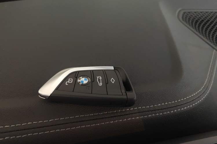 Used BMW 3 Series 2024 325i M Sport Night Edition Package Interior 1