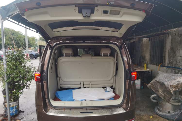 Used Buick GL8 2021 Land Cruiser Executive Class 652T Comfort Model
