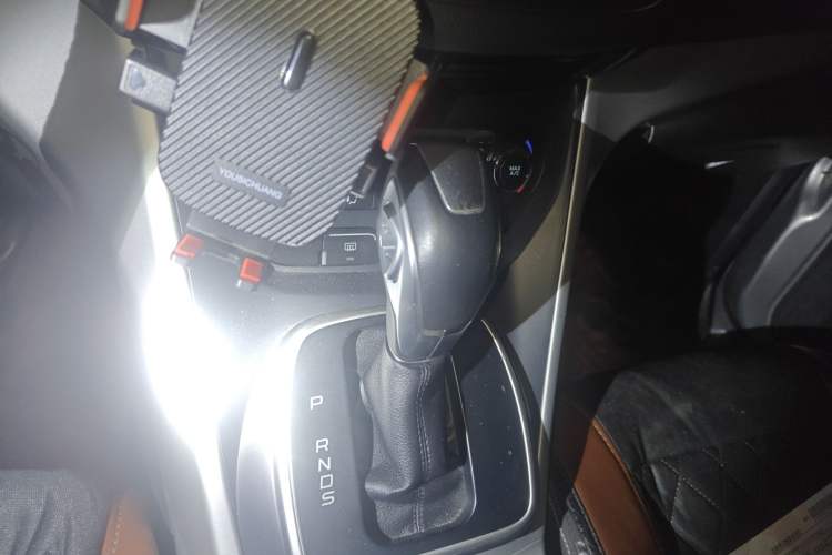 Used Ford Kuga 2013 1.6L GTDi Two-Wheel-Drive Trend Model