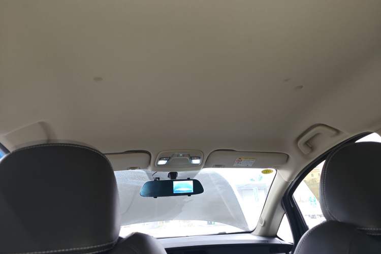 Used Geely Auto Vision X3 2019 Upgraded Model 1.5L Manual Elite Version
