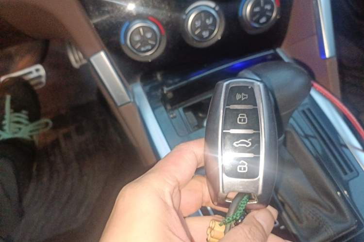 Used Haval H7 2017 Blue Label H7L 2.0T Automatic Prestige Model
