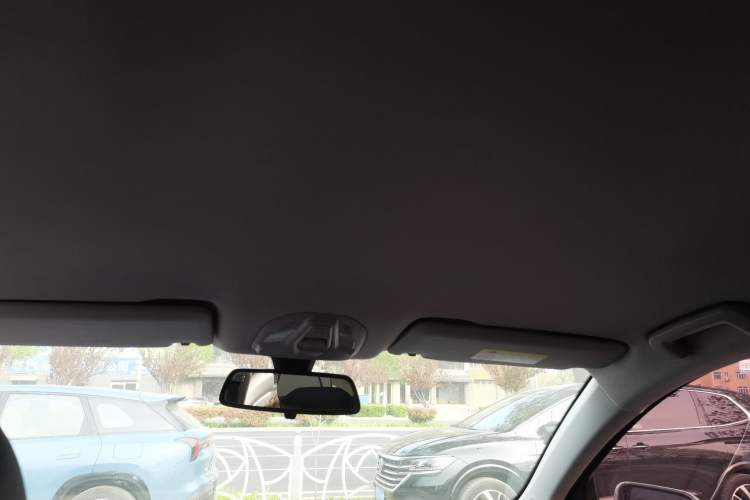 Used Wuling Victory 2020 1.5T CVT Luxury Model Headliner