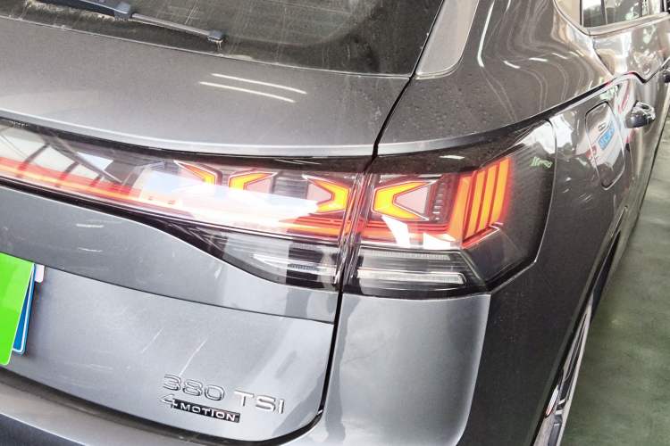 Used Volkswagen Tayron 2023 Revised Version 380TSI All-Wheel Drive R-Line Pro Smart Edition
