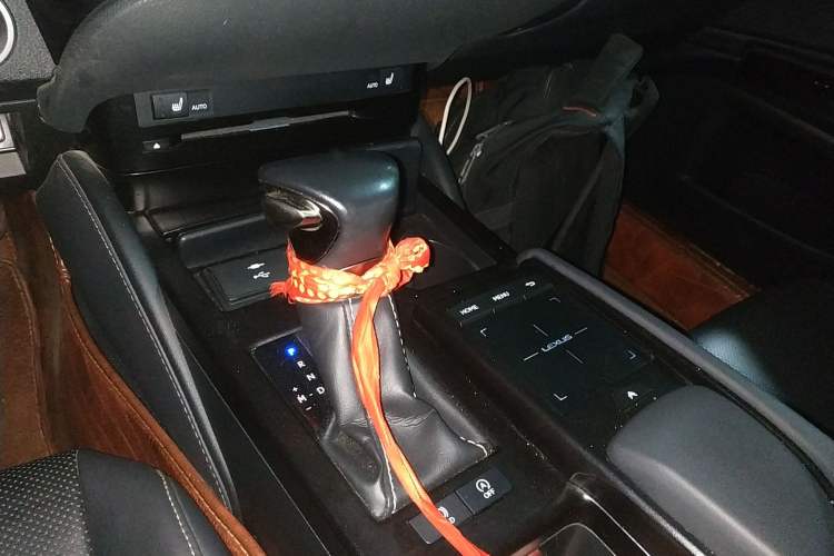 Used Lexus ES 2020 200 Excellence Edition