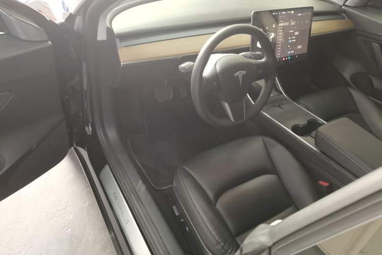 Used Tesla Model 3 2020 Revised Version Standard Range Rear-Wheel Drive – Upgraded Edition
