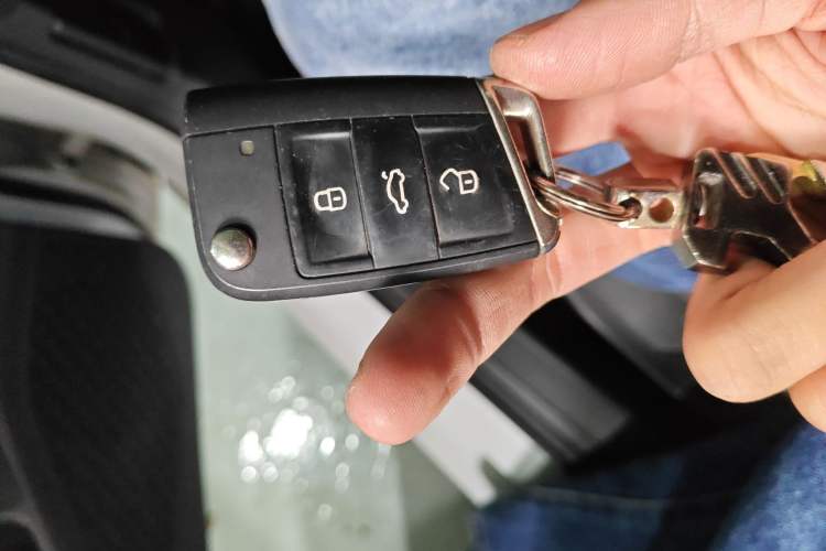 Used Volkswagen Sagitar 2021 280TSI DSG Comfort Connect Edition Vehicle Key