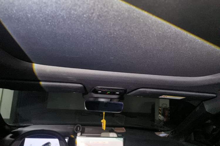 Used Lynk & Co 08 EM-P 2025 120km Long-Range Pro
