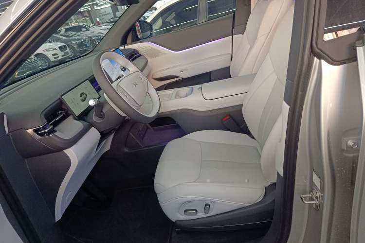 Used XPeng G6 2025 625 Long-Range Max Tech Edition
