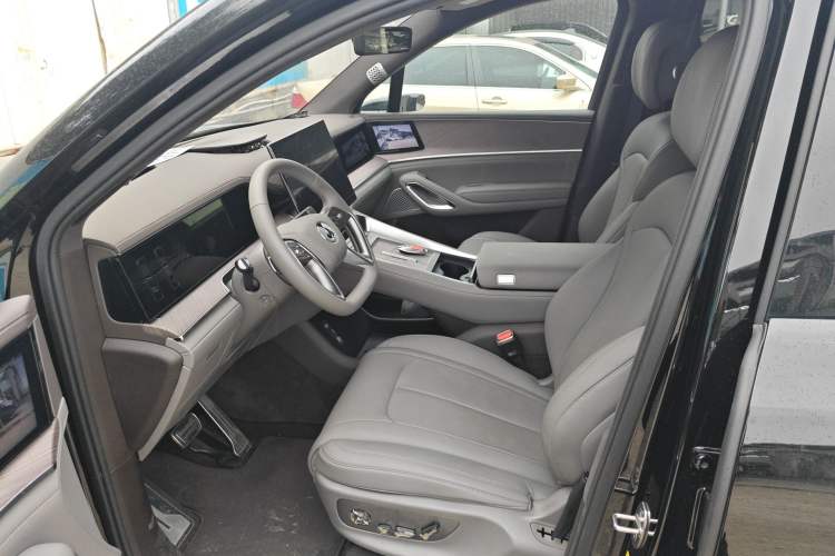 Used Denza N9 2025 Flagship Model