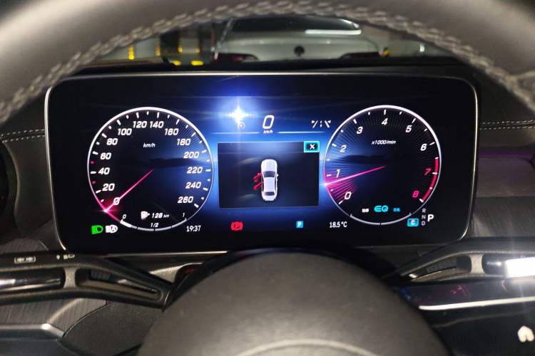 Used Mercedes-Benz C-Class 2022 Restyled C 200 L Sport Edition Instrument Cluster