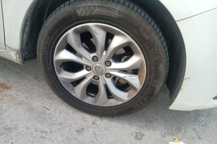 Used GAC Trumpchi GA4 2018 200T Automatic Luxury Edition Right Front Wheel Hub