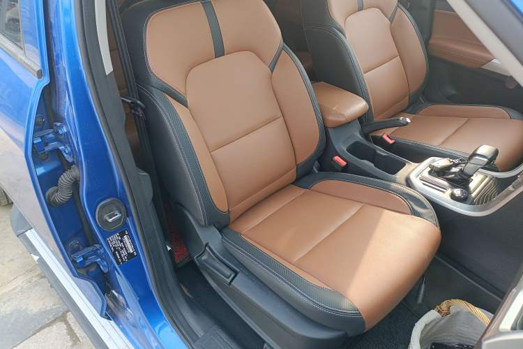 Used SAIC MAXUS T70 2021 2.0T Diesel Automatic 4x4 Australian Version Long Bed High Ground Clearance