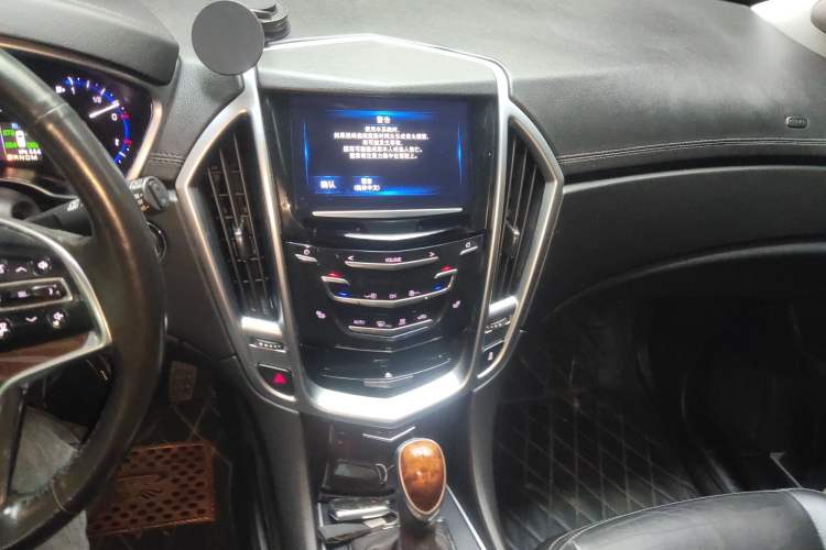 Used Cadillac SRX 2015 3.0L Elite Model