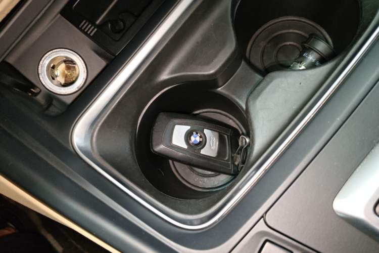 Used BMW 3 Series 2014 320Li Fashion Model