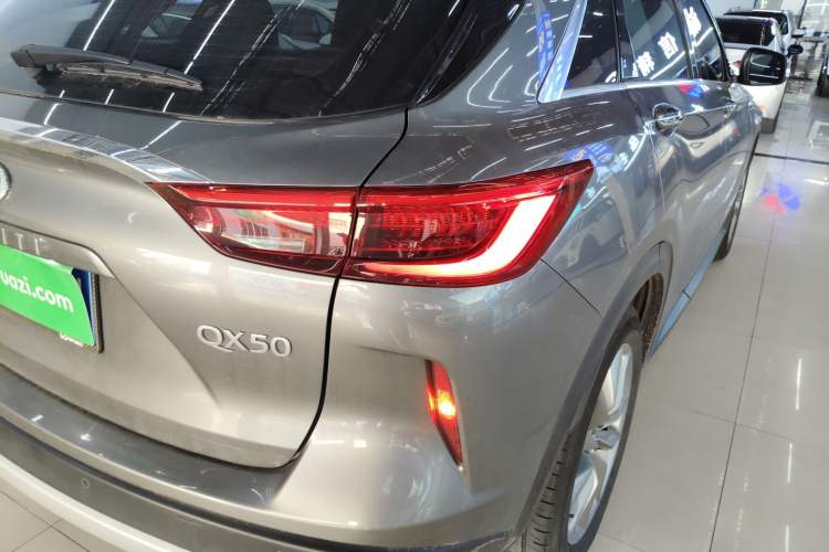 Used Infiniti QX50 2020 Revised Version 2.0T Two-Wheel Drive Fashion Edition

