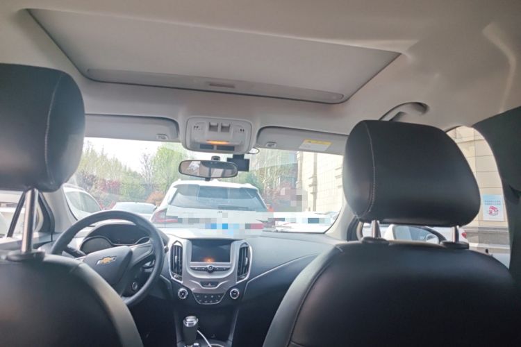 Used Chevrolet Cruze 2018 320 Automatic Pioneer Sunroof Edition Headliner