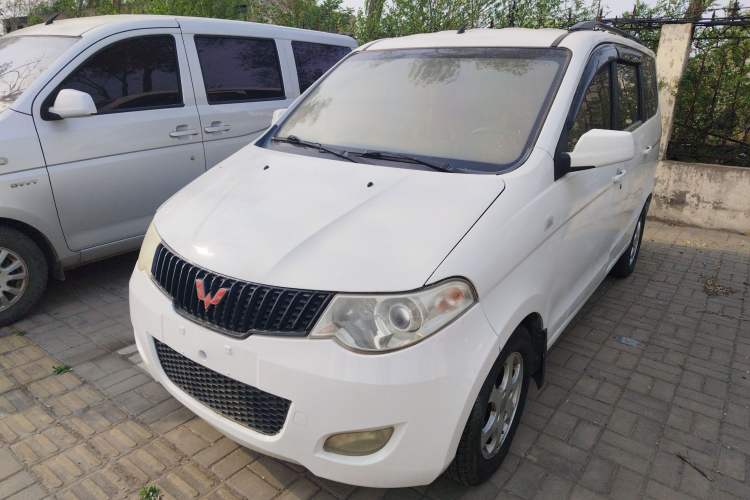 Used Wuling Hongguang 2014 1.5L Standard Version