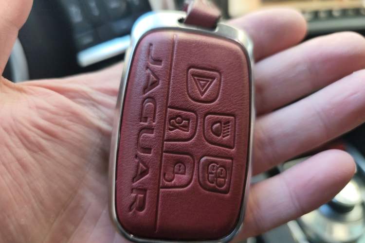 Used Jaguar F-PACE 2016 3.0 SC Four-Wheel Drive R-Sport Sport Edition