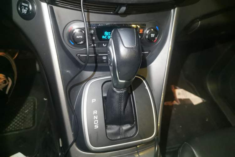 Used Ford Kuga 2015 1.5L GTDi Four-Wheel-Drive Elite Model