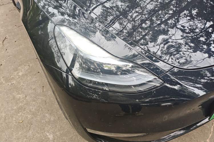 Used Tesla Model Y 2024 Long-Range All-Wheel-Drive Version