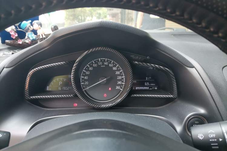 Used Mazda 3 Axela 2017 Sedan 1.5L Automatic Luxury Model Emission Standard China V Instrument Cluster