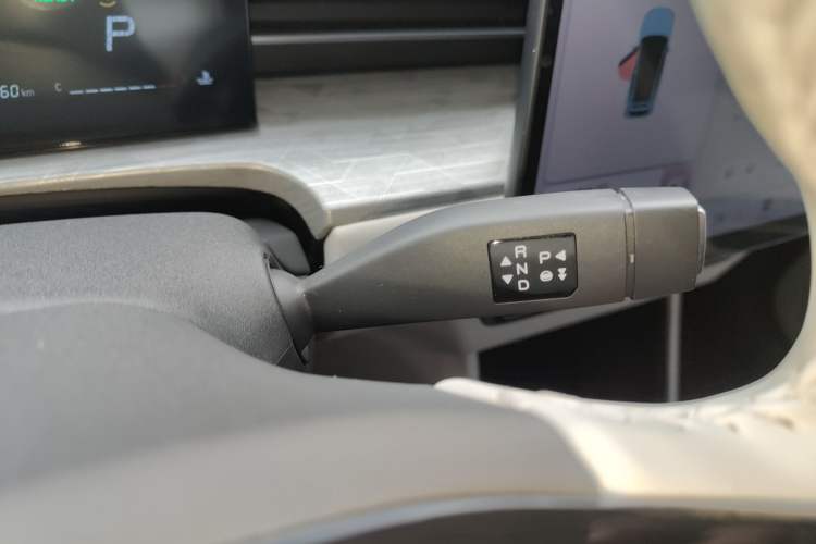 Used JETOUR Dashing i-DM 2022 1.5T DHT Lightning 01