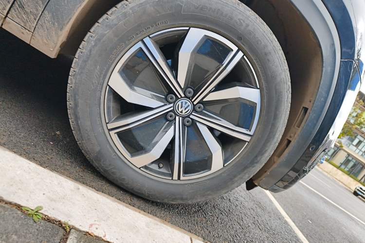 Used Volkswagen Teramont X 2019 330TSI Two-Wheel-Drive Luxury Edition