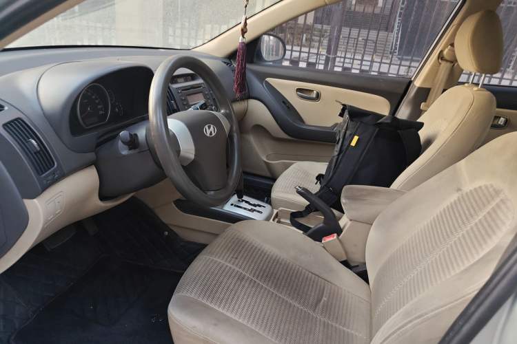 Used Hyundai Celesta 2010 1.6L AT GL
