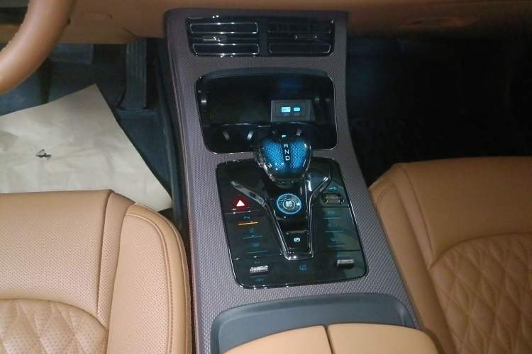 Used BYD Han 2023 DM-i Champion Edition 121KM Prestige Model