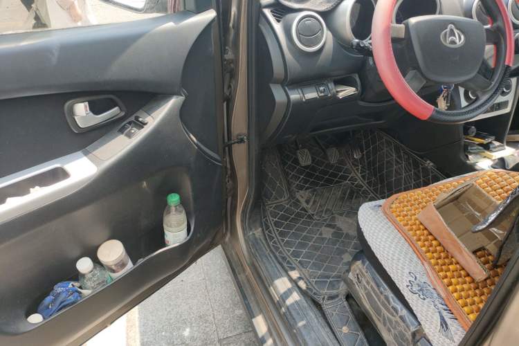 Used CHANGAN KAICHENG Ounuo S 2015 1.5L CNG Model