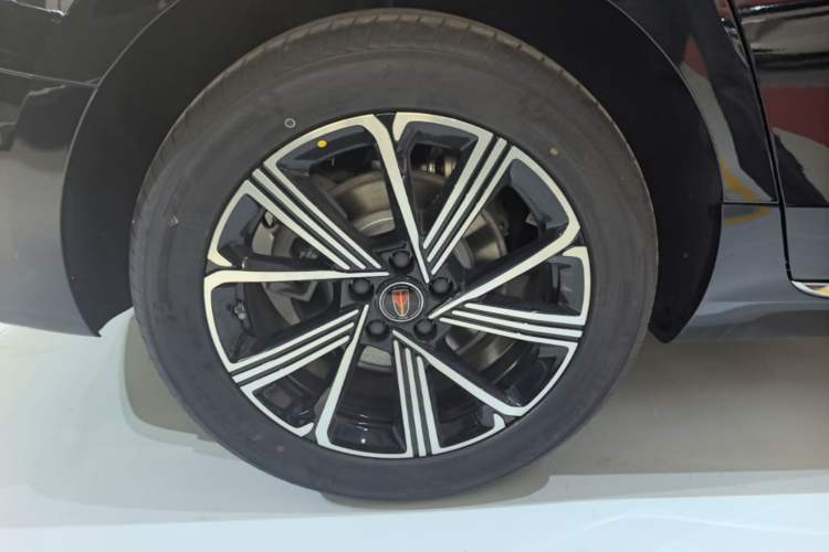 Used Hongqi H5 PHEV 2025 170 Super Hybrid Version
