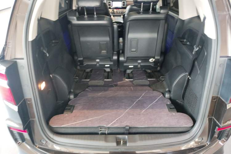 Used Honda Elysion 2016 2.4L Comfort Edition
