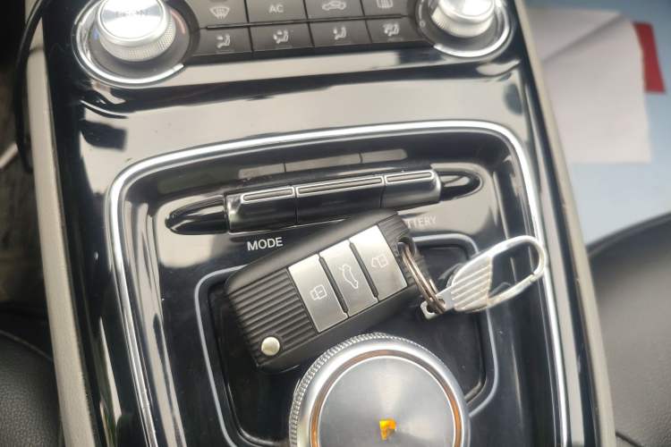 Used Roewe Ei5 2018 Government Procurement Version Vehicle Key