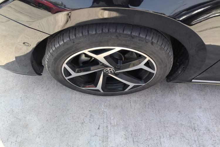 Used Volkswagen Passat 2023 Restyled 330TSI Starry Luxury Edition Exterior 4