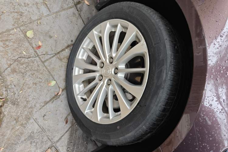 Used Buick LaCrosse 2018 28T Elite Edition