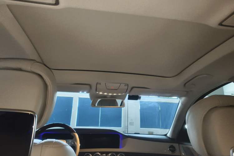 Used Mercedes-Benz Maybach S-Class 2015 S 400 4MATIC Headliner