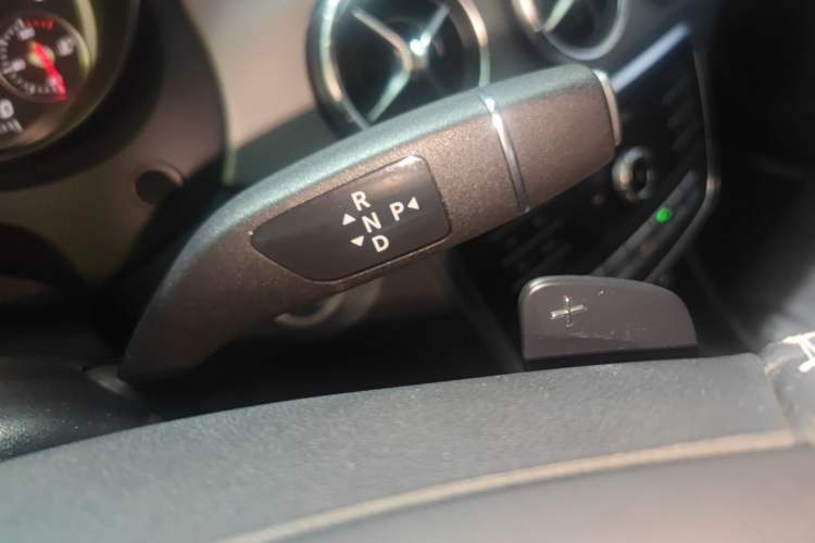 Used Mercedes-Benz CLA 2018 CLA 200 Sport Edition Gear Lever