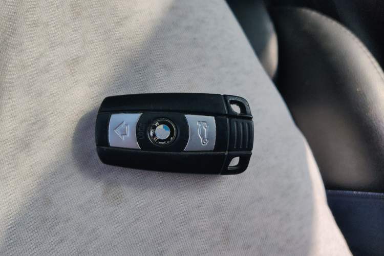 Used BMW X1 2013 sDrive18i Sport Design Package
